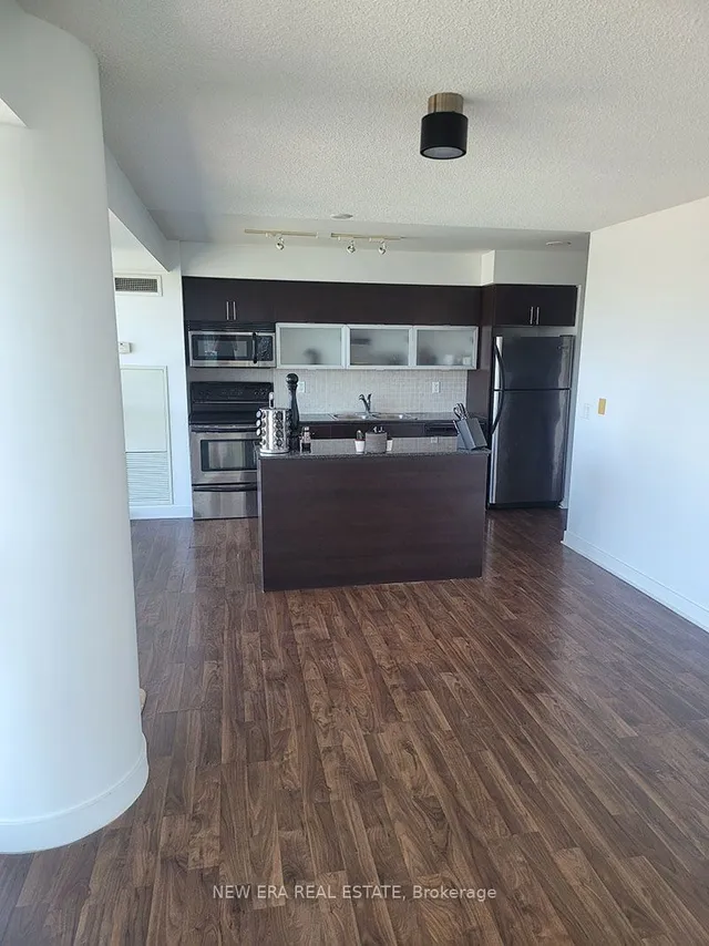 Additional image 3 of 80 Western Battery Rd Unit 804