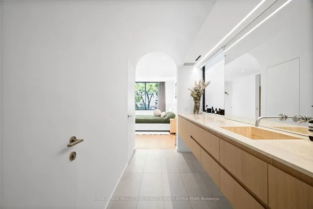 Additional image 23 of 199 Balmoral Ave