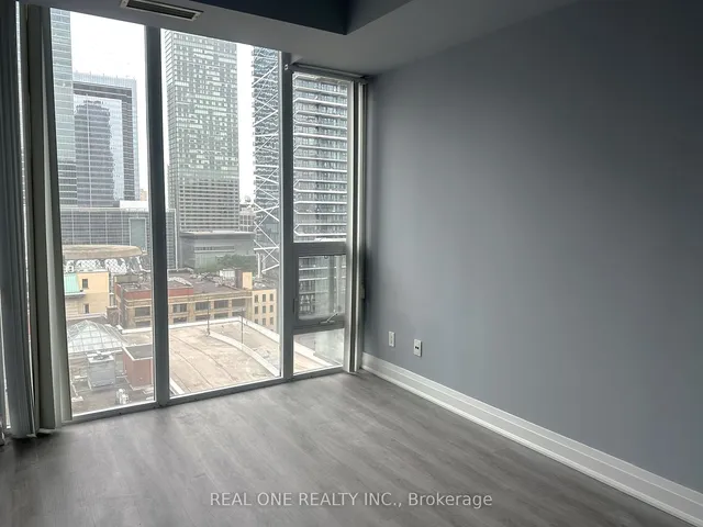 Additional image 3 of 126 Simcoe St Unit 1408