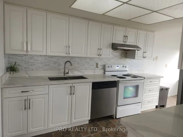 Additional image 12 of 330 Alton Towers Circ Unit 1611