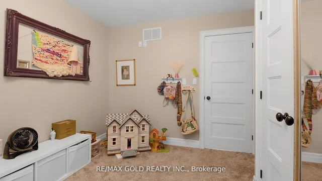 Additional image 27 of 73 Eleventh St