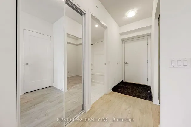 Additional image 5 of 70 Annie Craig Dr Unit 2807