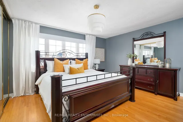 Additional image 23 of 168 Dunraven Dr