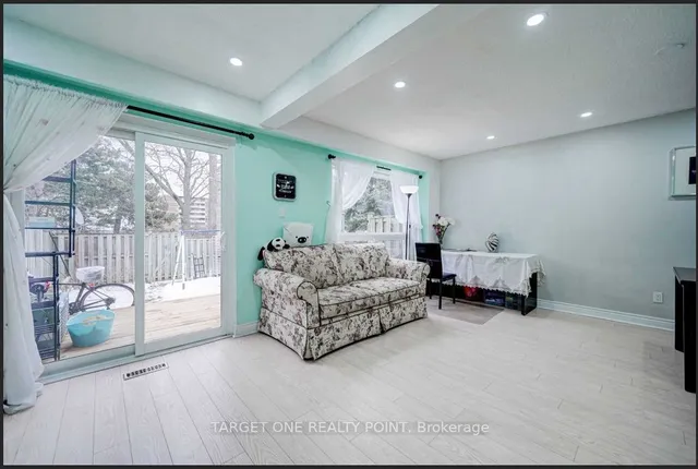 Additional image 7 of 45 Dundalk Dr