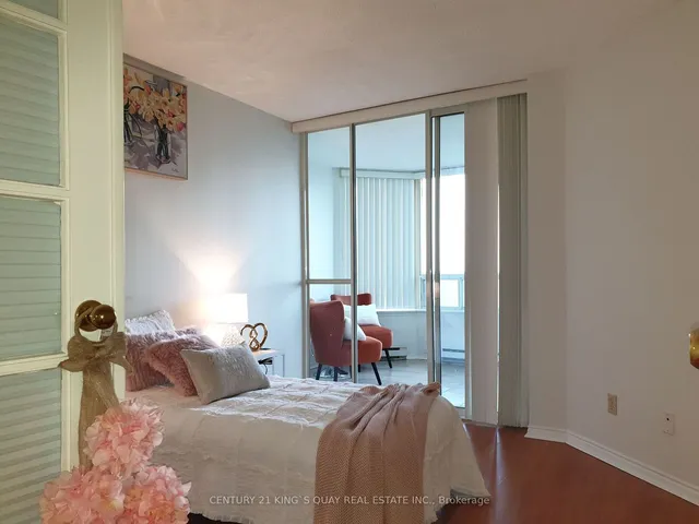 Additional image 19 of 160 Alton Towers Circ Unit 1107