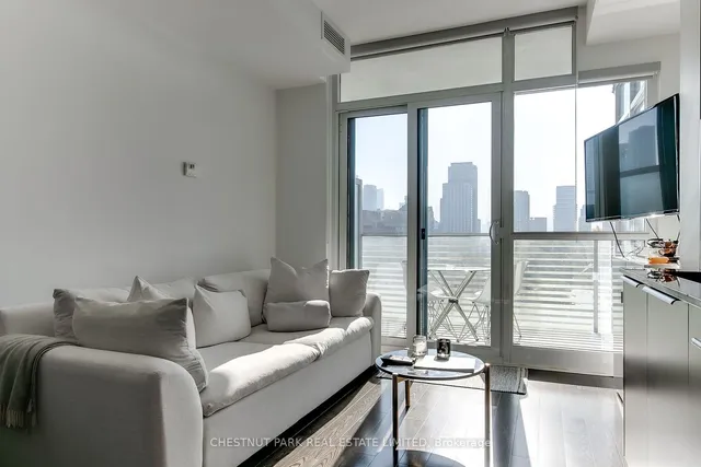 Additional image 9 of 170 Avenue Rd Unit 703