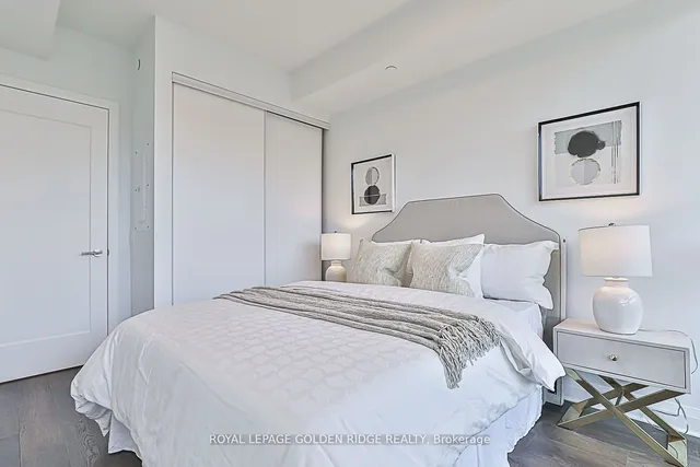 Additional image 7 of 151 Avenue Rd Unit 407