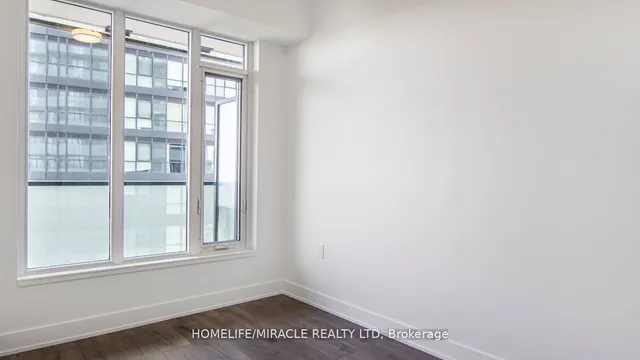 Additional image 16 of 575 Bloor St Unit 2905