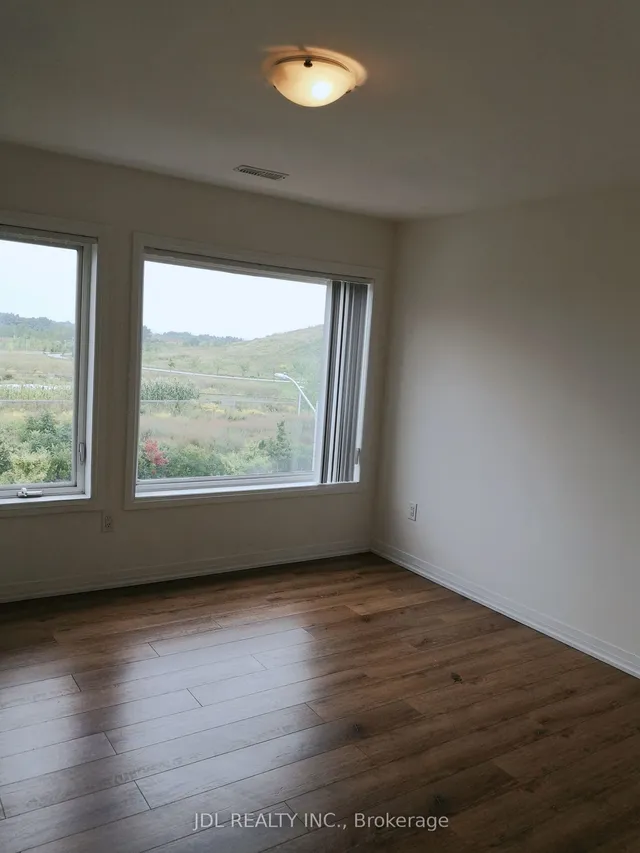 Additional image 29 of 225 Downsview Park Blvd