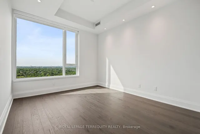 Additional image 16 of 1926 Lake Shore Blvd Unit PH01E