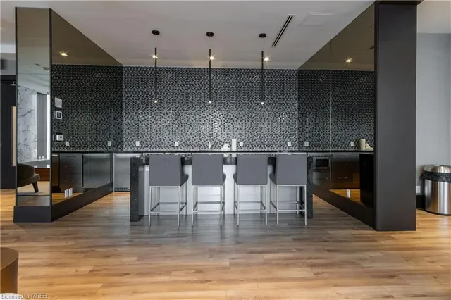 Additional image 34 of 4208 Dundas Street West Unit 315