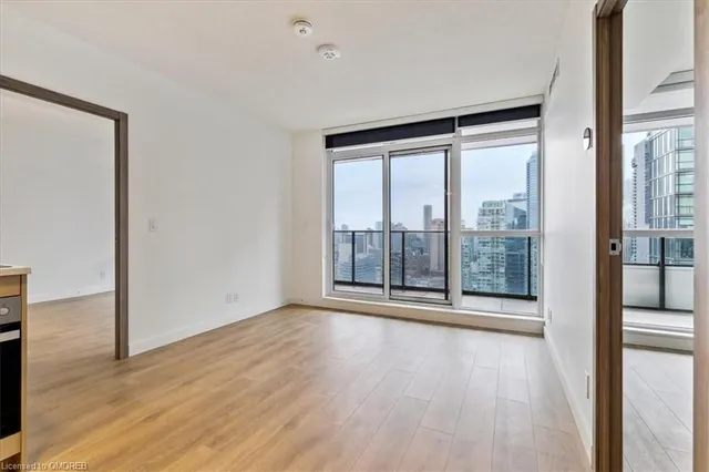 Additional image 21 of 38 Widmer St Unit 4302