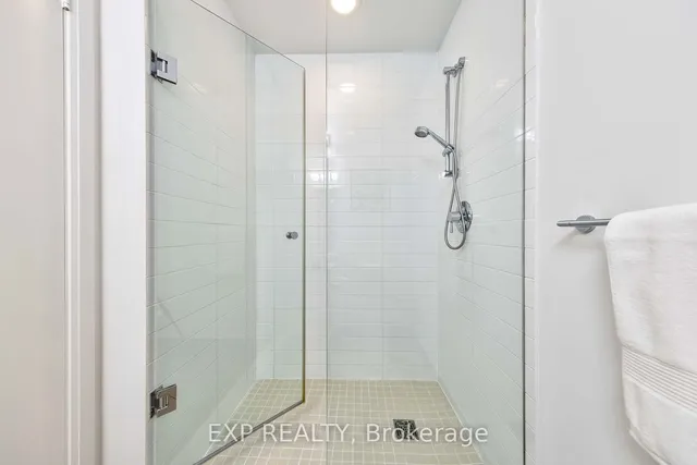 Additional image 12 of 30 Roehampton Ave Unit 2002