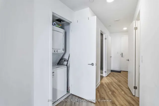 Additional image 12 of 135 East Liberty St Unit 1402