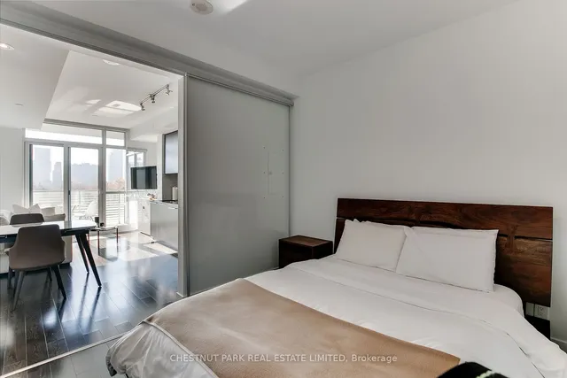 Additional image 17 of 170 Avenue Rd Unit 703