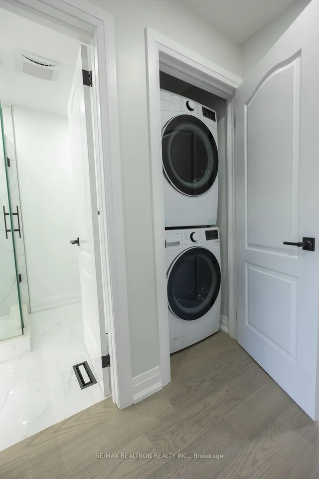 Additional image 30 of 376 Northcliffe Blvd