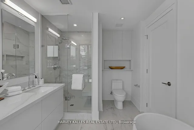 Additional image 37 of 36 Birch Ave Unit 109