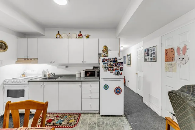 Additional image 27 of 11 Lenthall Ave