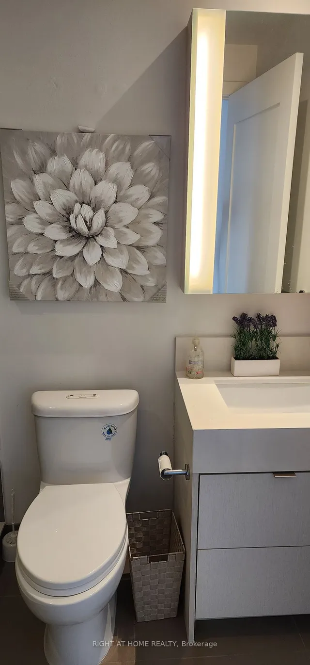 Additional image 14 of 10 York St Unit 3712