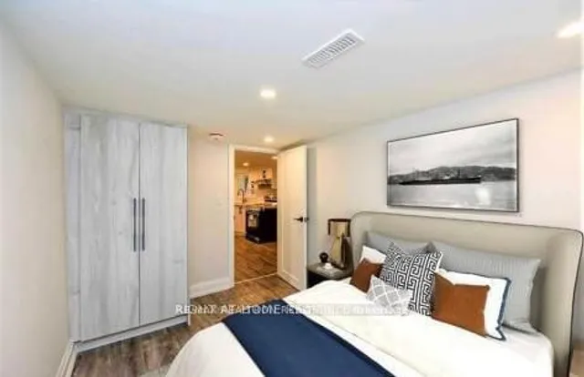 Additional image 36 of 101 Ashburnham Rd