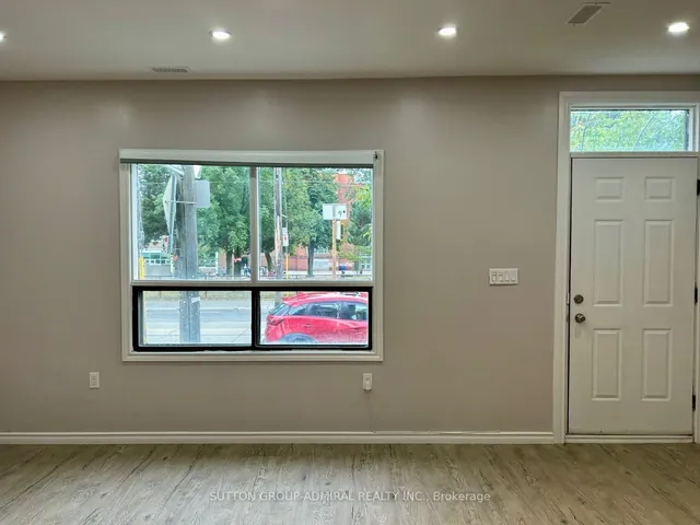 Additional image 3 of 658 Dundas St