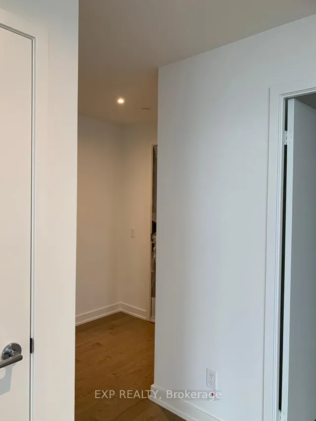 Additional image 6 of 20 Lombard St Unit 4011