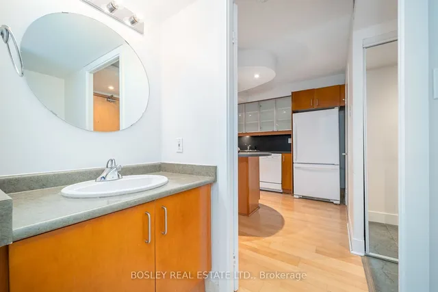 Additional image 27 of 550 Queens Quay Unit 318