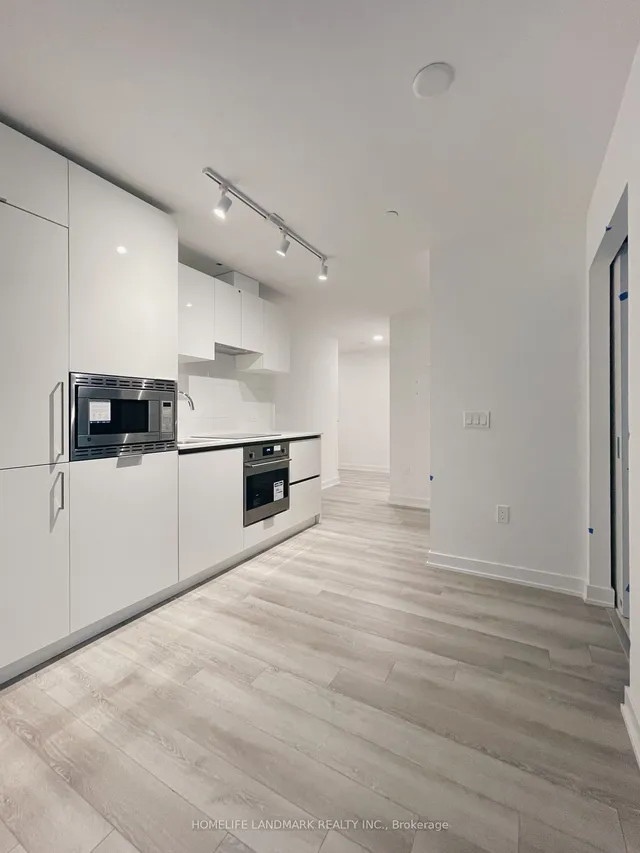 Additional image 5 of 230 Simcoe St Unit 2012