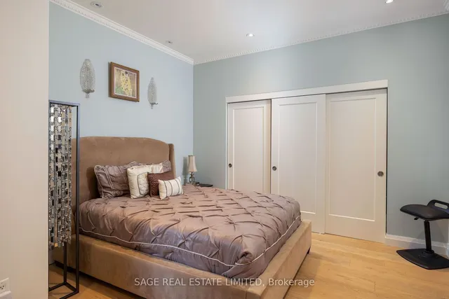 Additional image 33 of 293 Mutual St