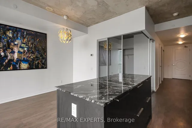 Additional image 28 of 88 Blue Jays Way Unit 2007