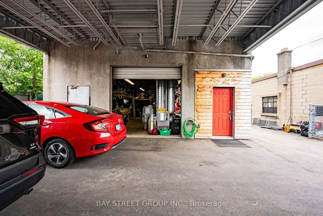 Additional image 34 of 240 Pellatt Ave