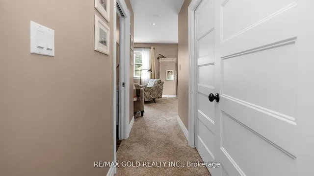 Additional image 32 of 73 Eleventh St