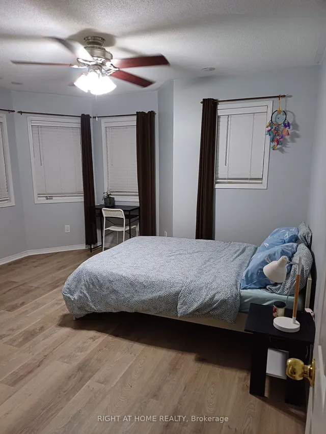 Additional image 16 of 29 Rosebank Dr Unit 212