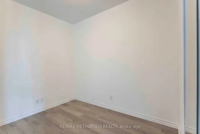 Additional image 6 of 500 Sherbourne St Unit 1811