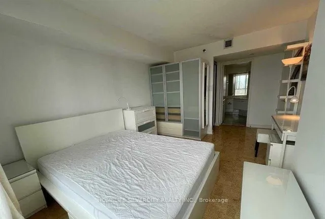 Additional image 3 of 38 Elm St Unit #3113