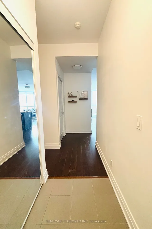 Additional image 3 of 530 St Clair Ave Unit 702