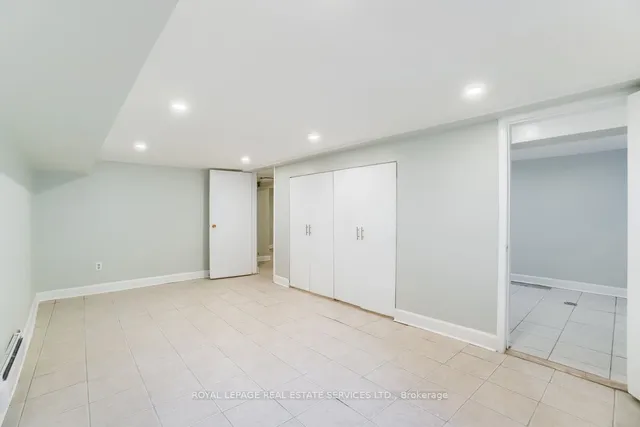 Additional image 35 of 31 Tyndall Ave