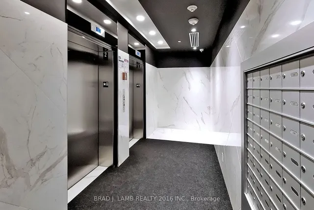 Additional image 30 of 458 Richmond St Unit 202