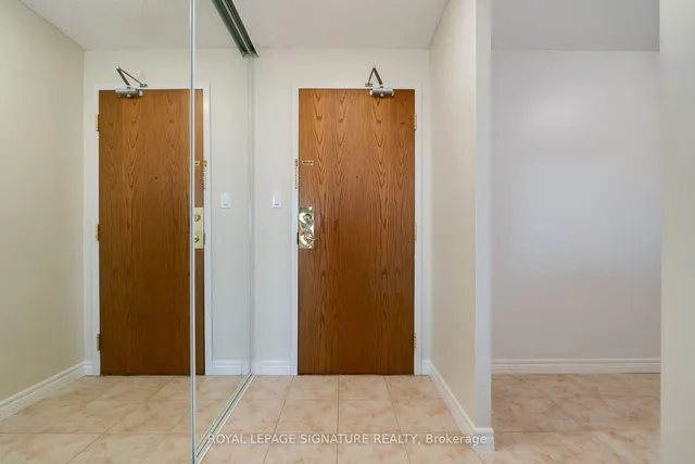 Additional image 3 of 1700 Eglinton Ave Unit 803