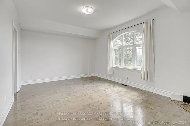 Additional image 4 of 3043 Weston Rd