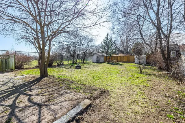 Additional image 19 of 4075A Lawrence Ave