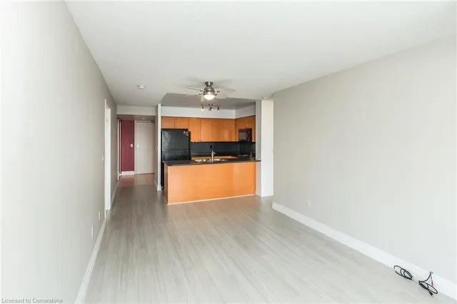 Additional image 8 of 330 Adelaide St Unit 810