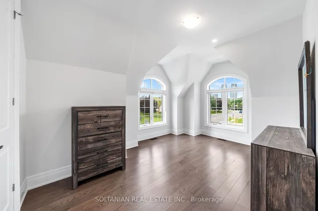 Additional image 18 of 168 Cummer Ave