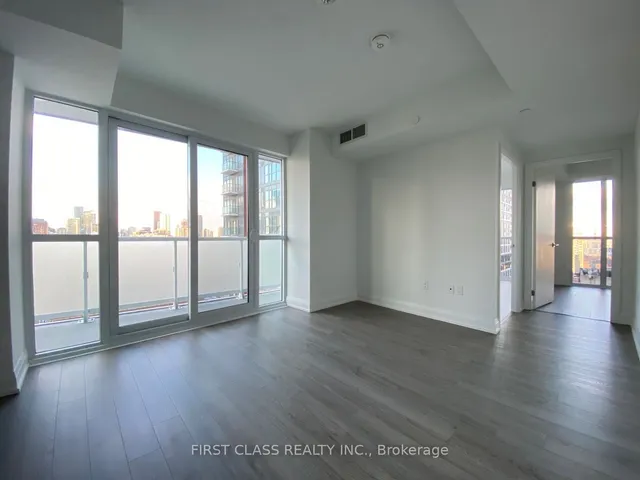 Additional image 11 of 77 Mutual St Unit 1809