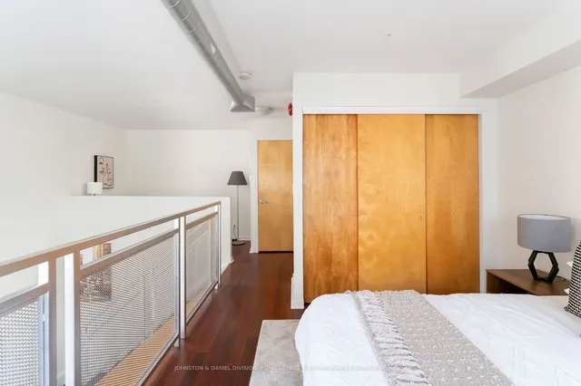 Additional image 21 of 800 King St Unit 210