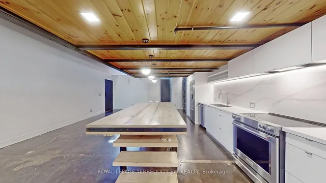 Additional image 24 of 326 Carlaw Ave Unit 124