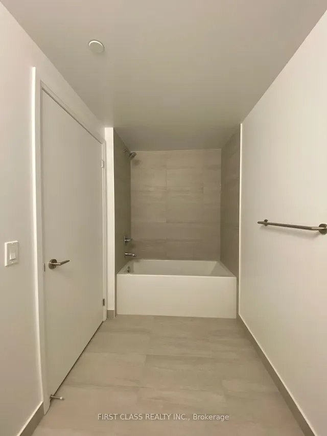 Additional image 5 of 77 Mutual St Unit 1809