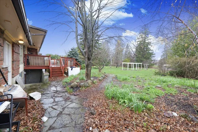 Additional image 28 of 8 Bonacres Ave