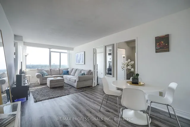 Additional image 7 of 3000 Bathurst St Unit 1205