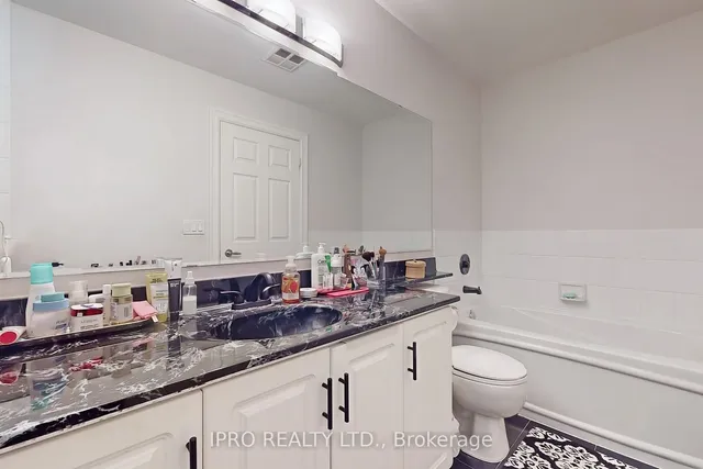 Additional image 21 of 70 High Park Ave Unit 1804